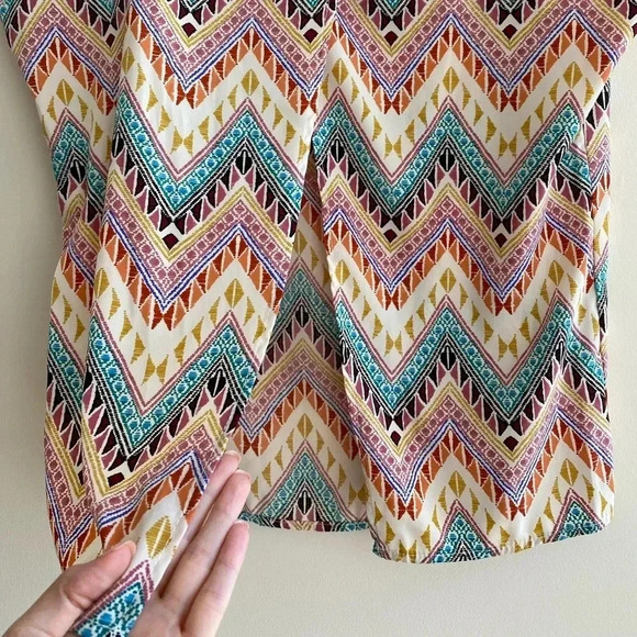 Bee Stitched Open-Back Tribal Print Top, Women’s Multicolor Blouse, Size Small - Picture 6 of 13